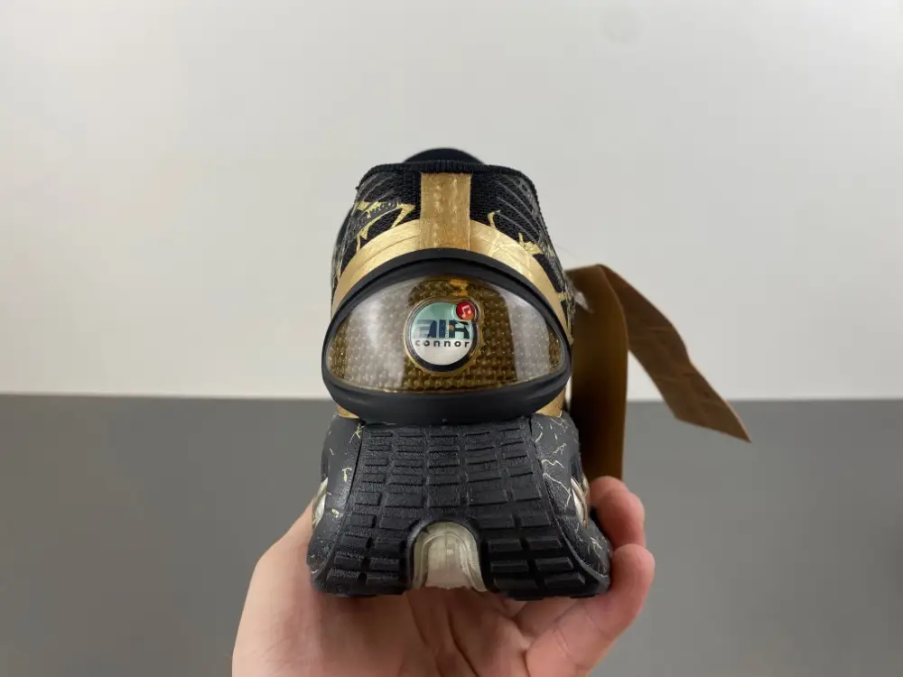 Nike Air Max DN 'Doernbecher 2025' 