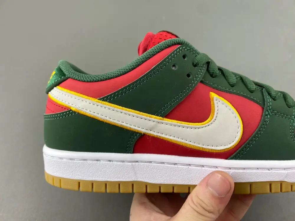 Nike SB Dunk Low PRM 