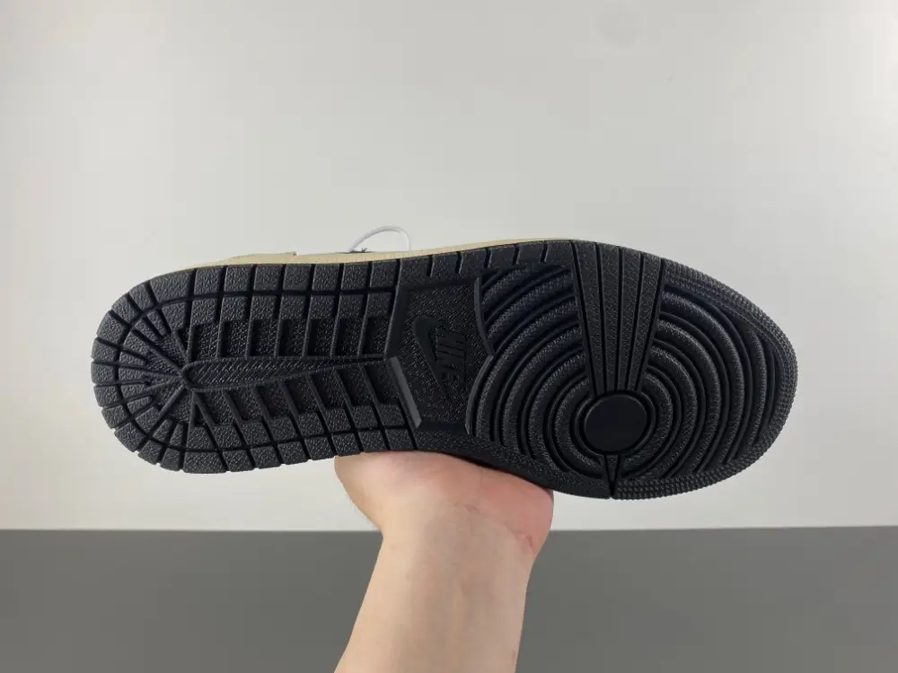 Travis Scott x Air Jordan 1 Retro Low OG SP 'Pale Vanilla 