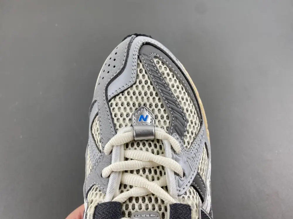 New Balance 1906 