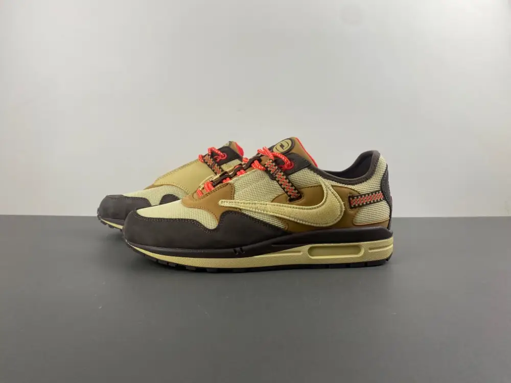 Nike Max1 ts  Travis Scott x MAX1 
