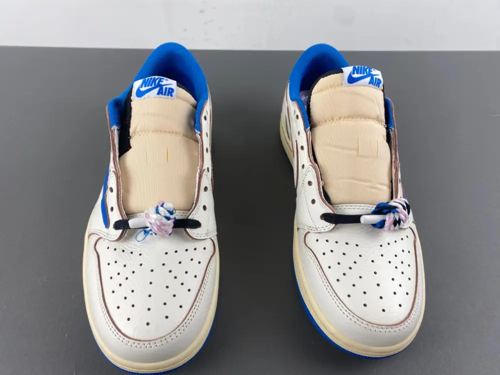 Travis Scott x Fragment x Air Jordan 1 Low OG 2.0 