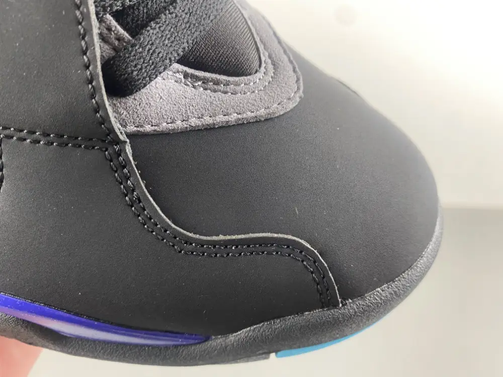 Air Jordan 8 