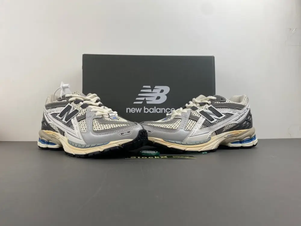 New Balance 1906 