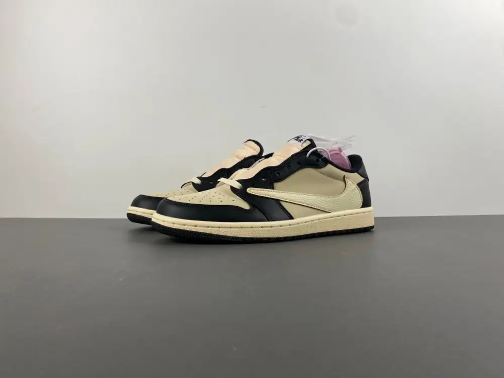 Travis Scott x Air Jordan 1 Retro Low OG SP 'Pale Vanilla 