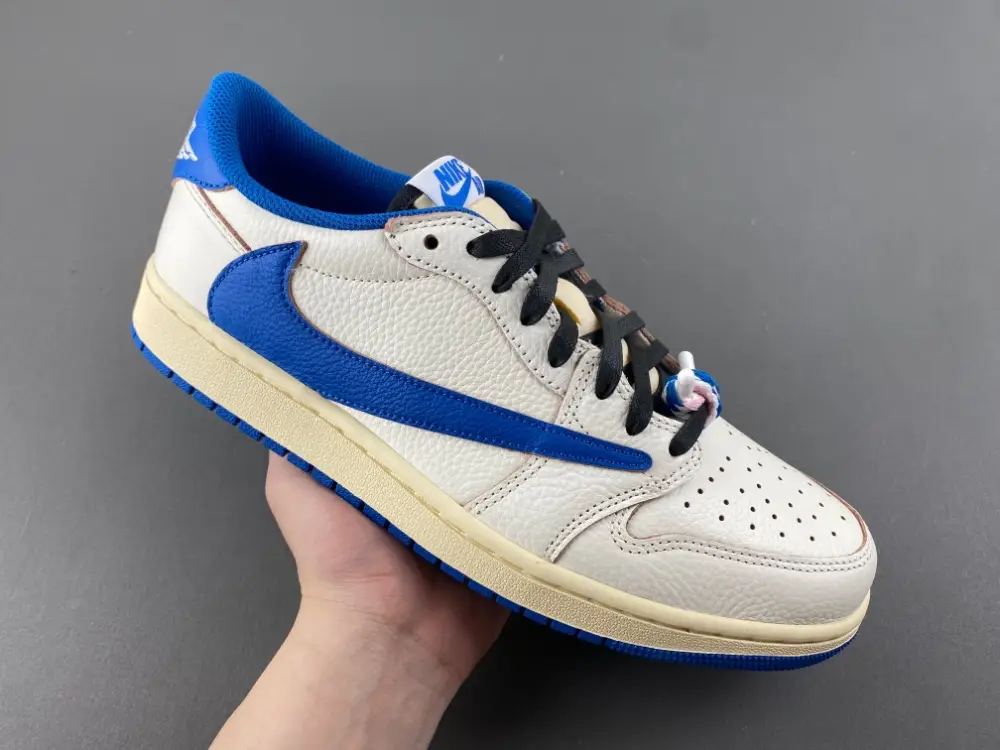 Travis Scott x Fragment x Air Jordan 1 Low OG 