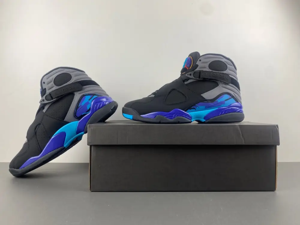 Air Jordan 8 
