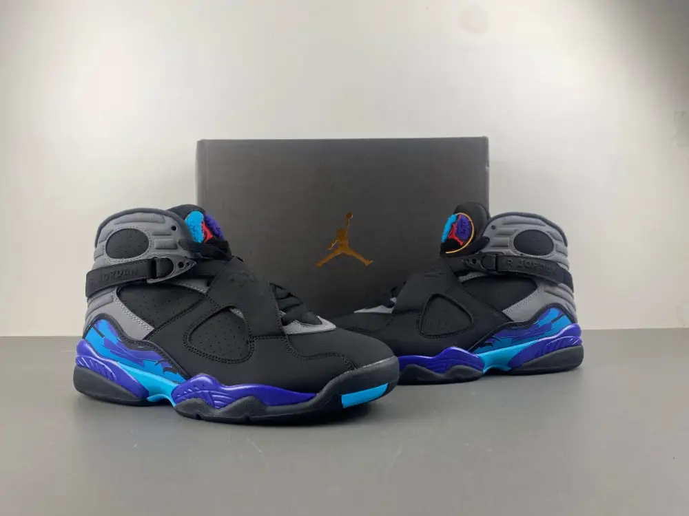 Air Jordan 8 