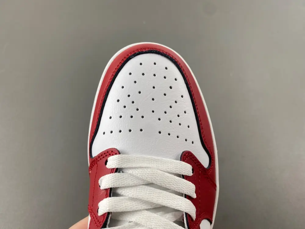 Air Jordan 1 Low 