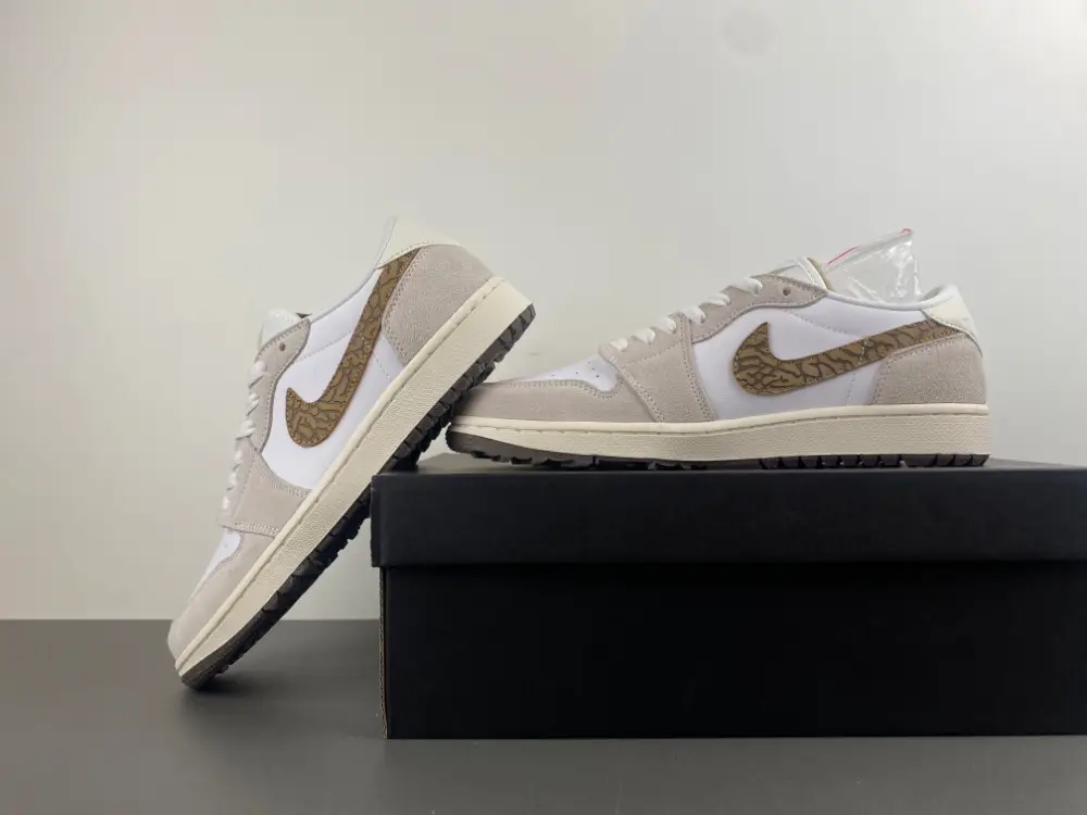Air Jordan 1 Low 