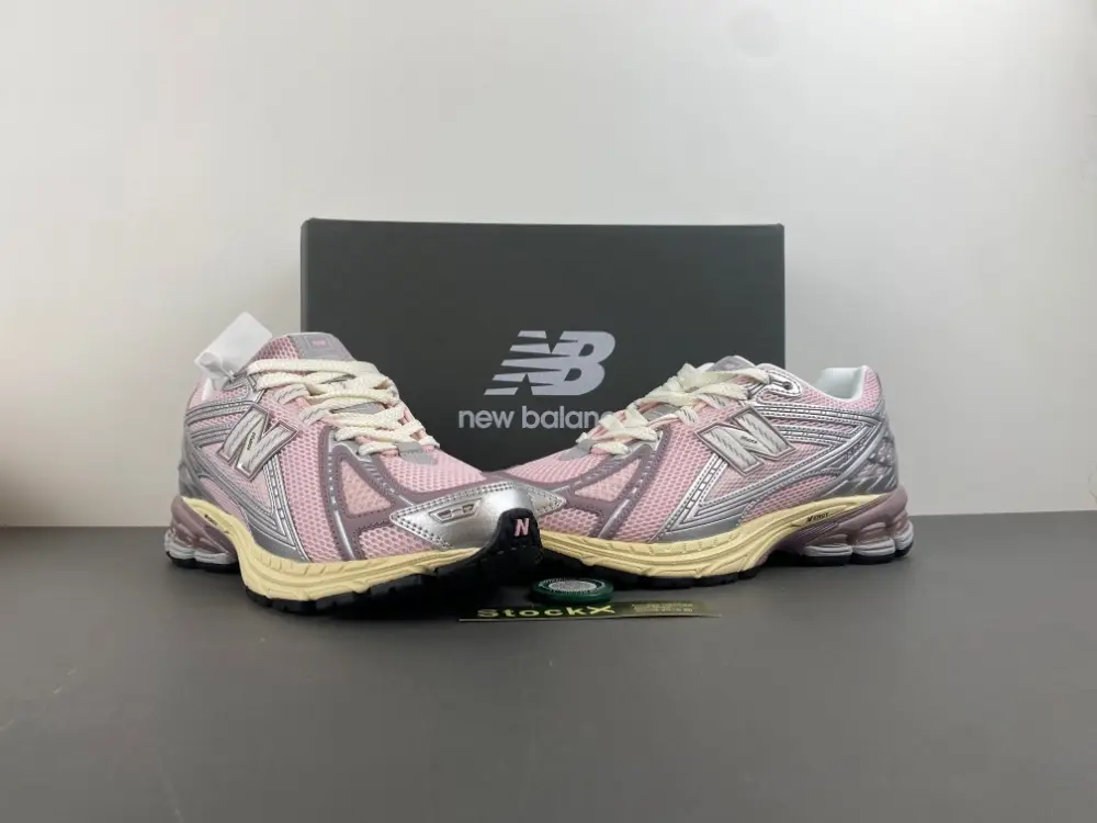 New Balance 1906 