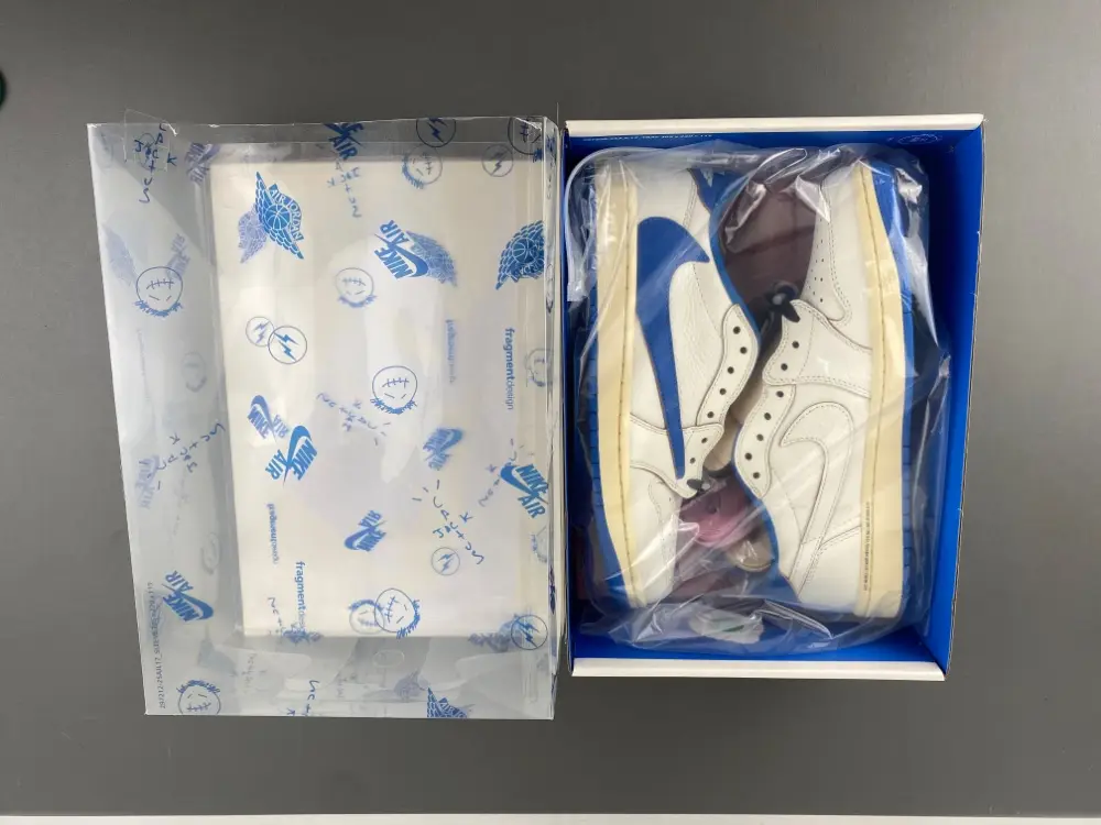 Travis Scott x Fragment x Air Jordan 1 Low OG 2.0 