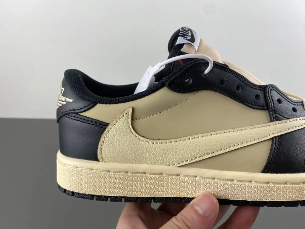 Travis Scott x Air Jordan 1 Retro Low OG SP 'Pale Vanilla 