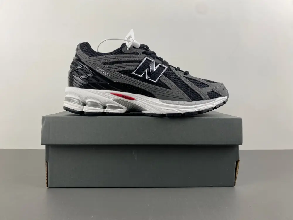 New Balance 1906A 