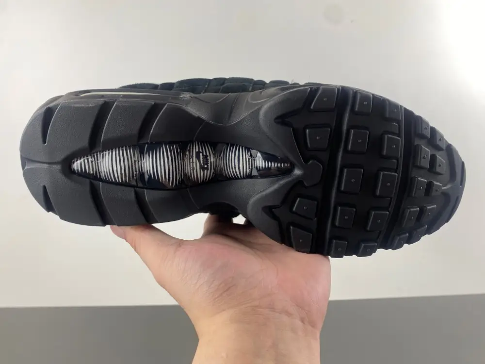 Comme des Garçons x Air Max 95 'Black' 