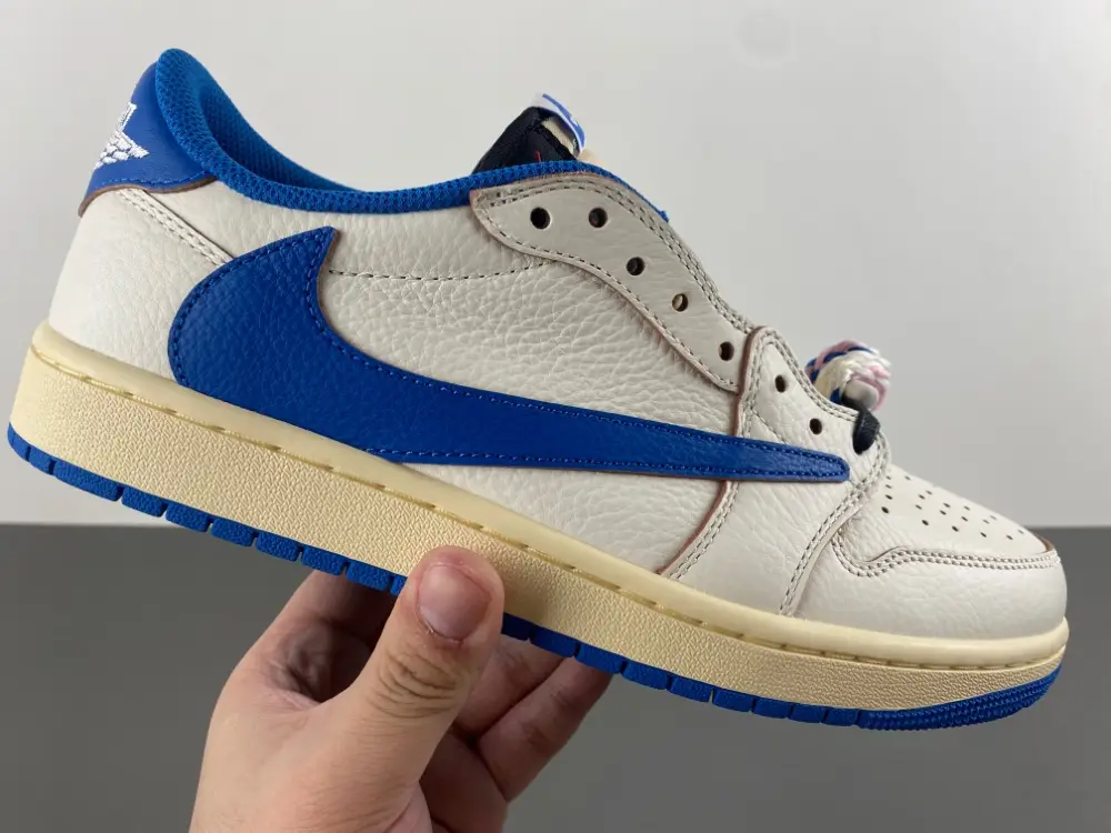 Travis Scott x Fragment x Air Jordan 1 Low OG 2.0 