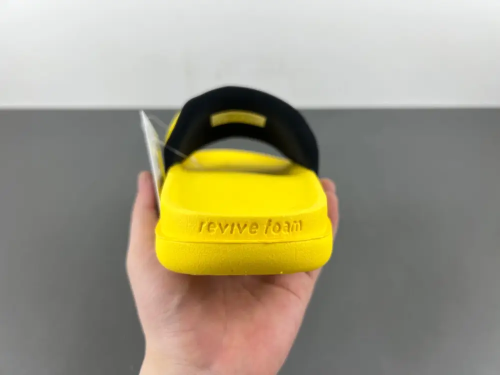 Nike Kobe Offcourt Slide 