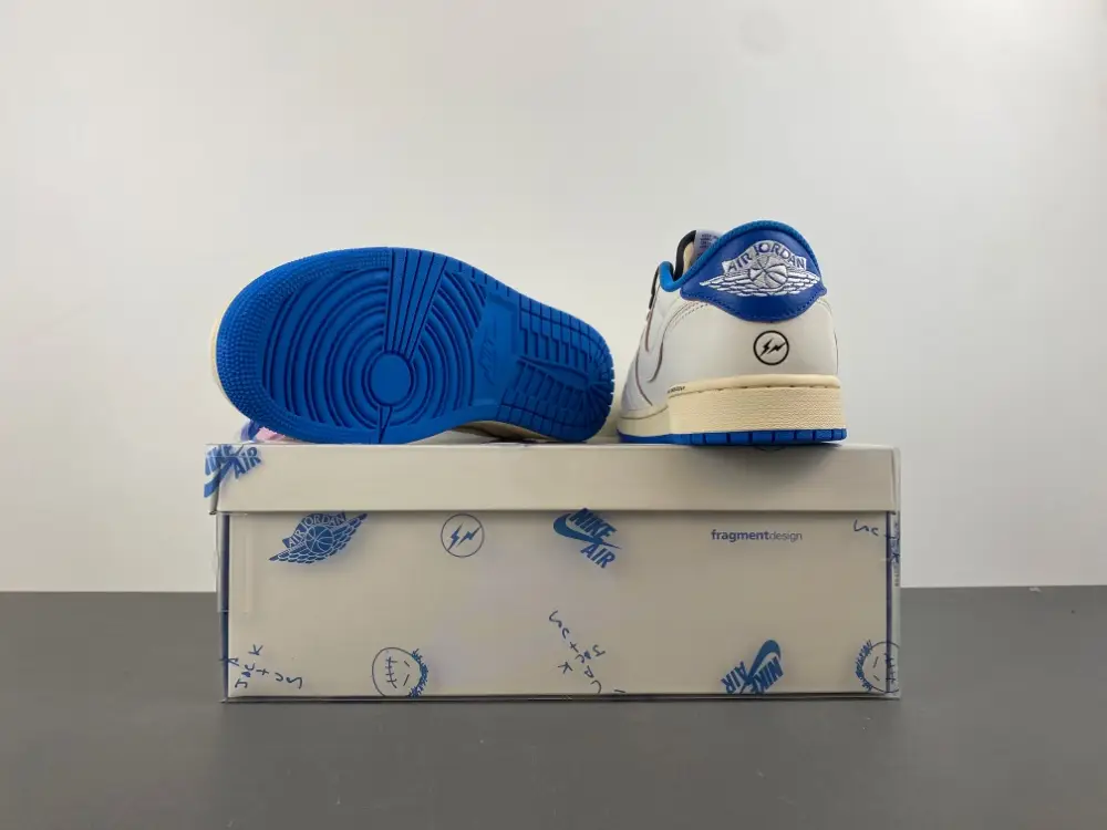 Travis Scott x Fragment x Air Jordan 1 Low OG   2.0 