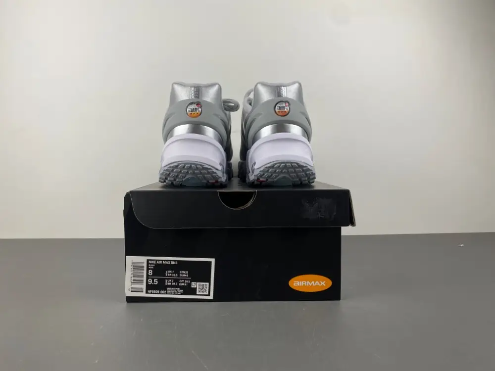Nike Air Max DN 8 
