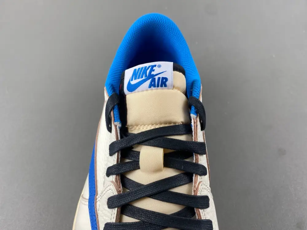 Travis Scott x Fragment x Air Jordan 1 Low OG   2.0 