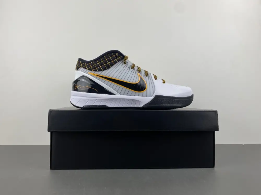 Nike Kobe 4 Protro 