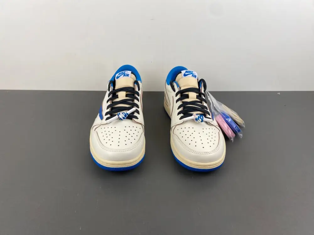 Travis Scott x Fragment x Air Jordan 1 Low OG   2.0 