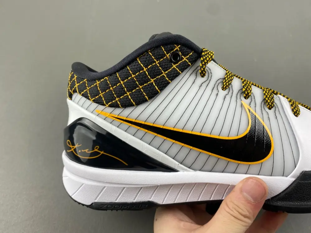Nike Kobe 4 Protro 