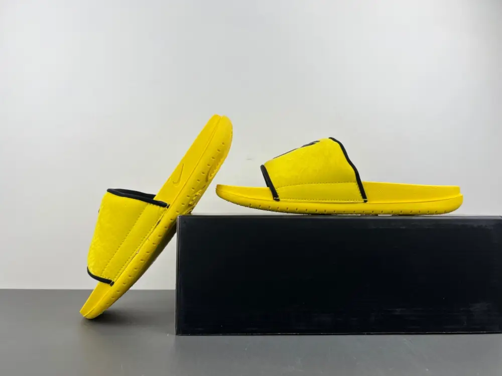 Nike Kobe Offcourt Slide 