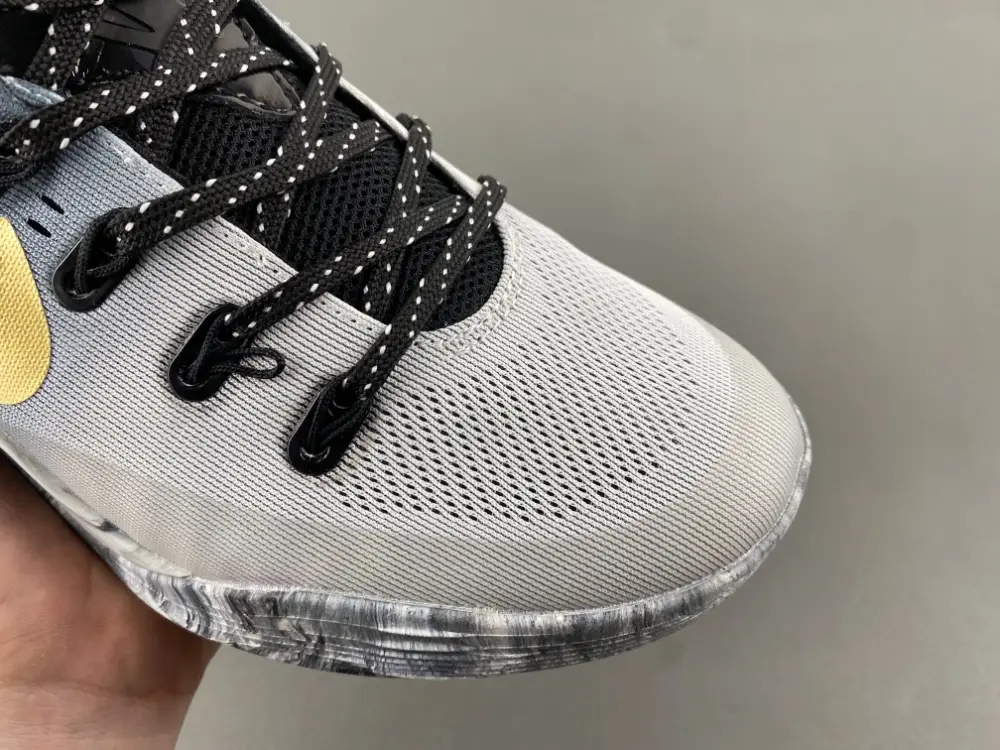 Nike Kobe 9 Protro EM 