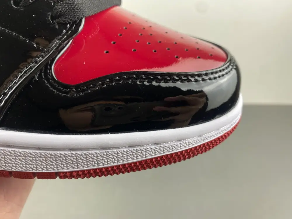 Air Jordan 1 Low 