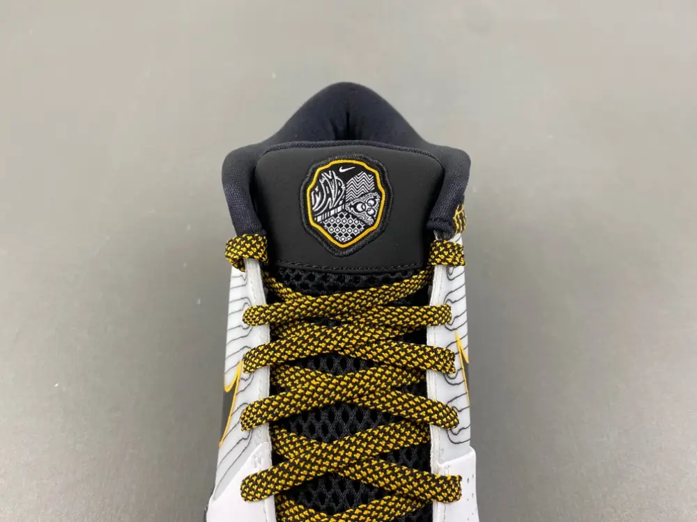 Nike Kobe 4 Protro 