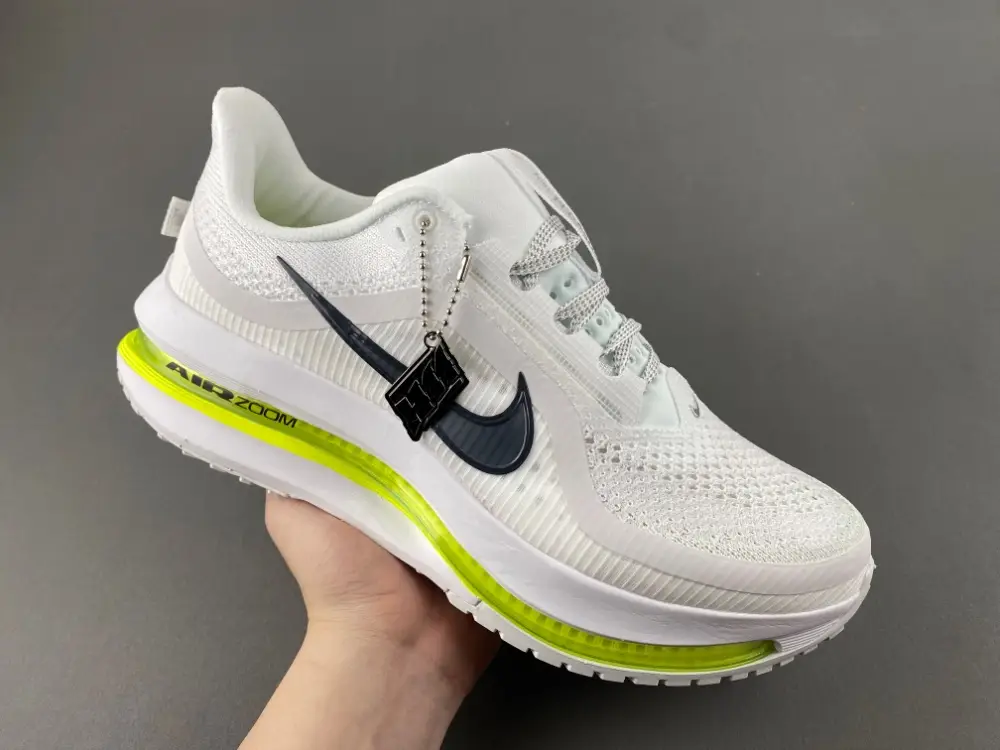 Nike Pegasus Premium   ZoomX  Air Zoom 