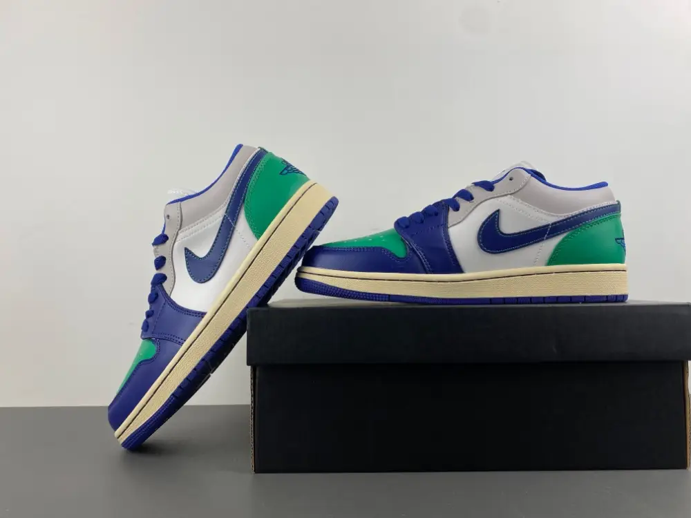 Air Jordan 1 Low 