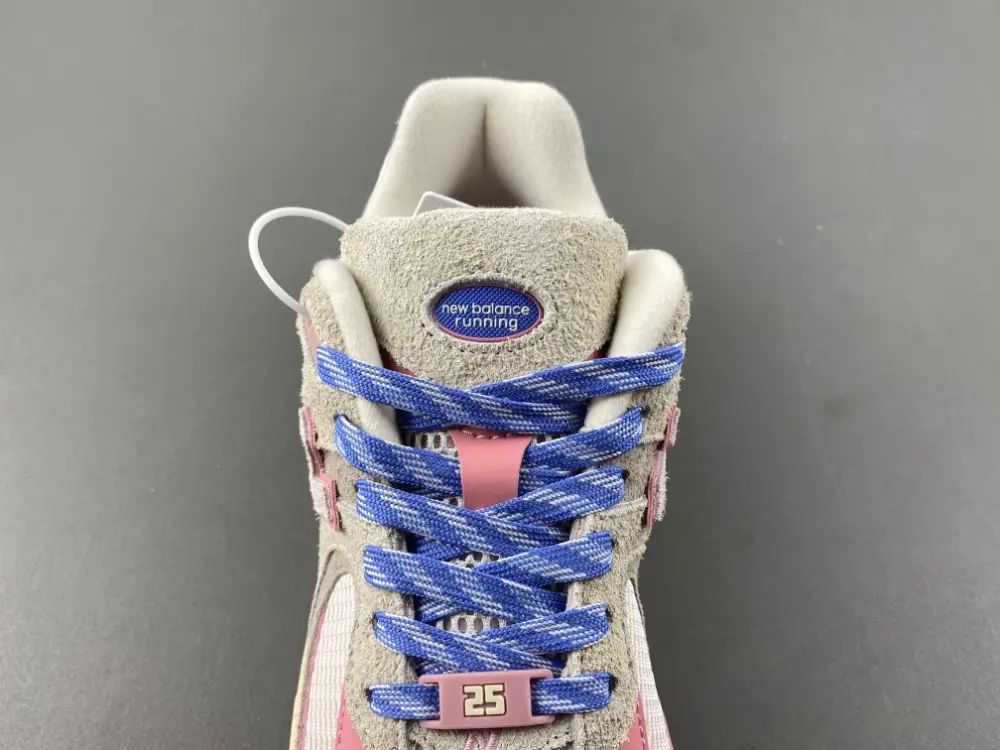 new balance NB M2002 