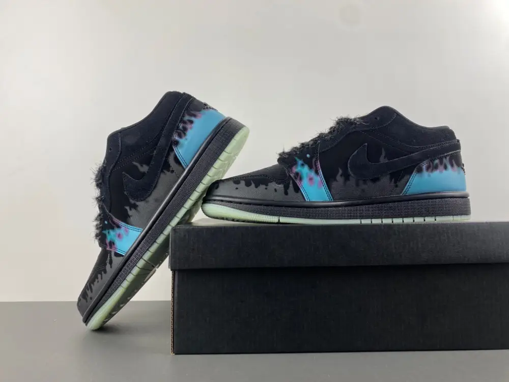 Air Jordan 1 Low 