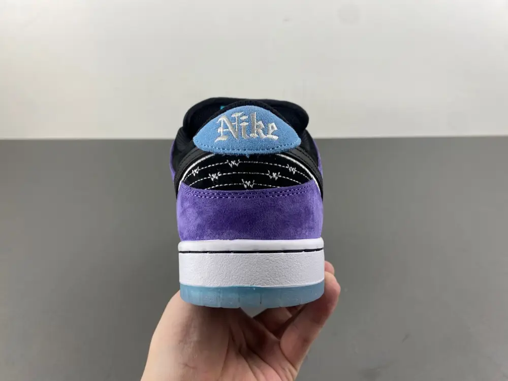 Hayley Wilson x Nike SB Dunk Low 