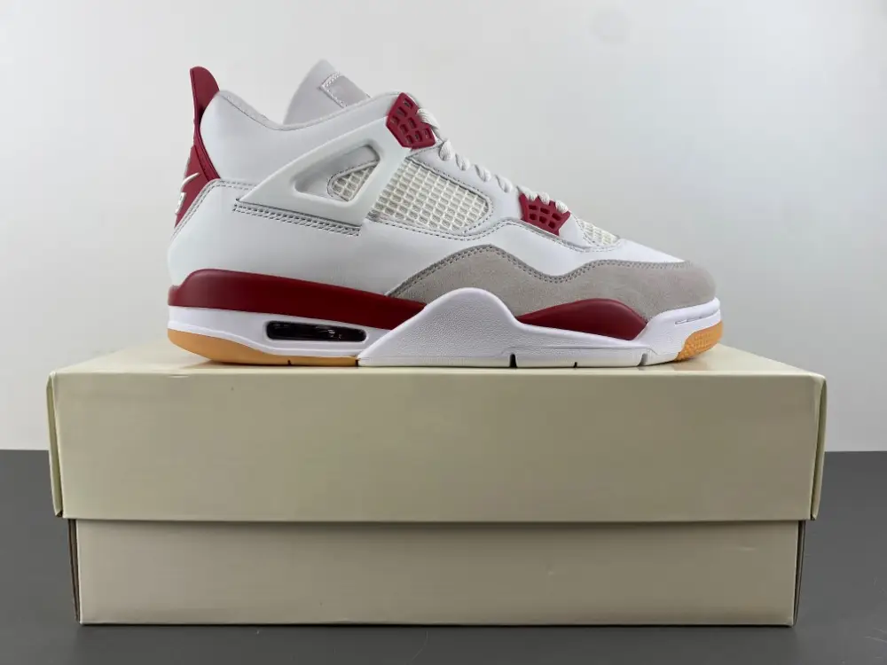 Nike SB x Air Jordan 4 Retro SP 'Varsity Red' SB 