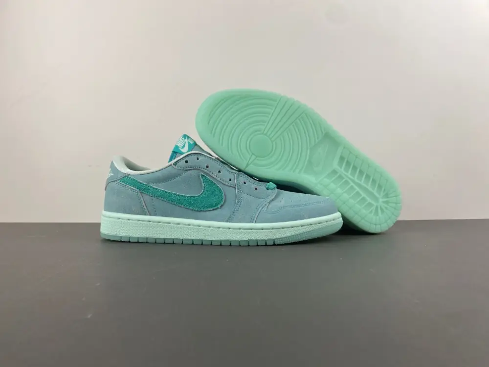 Air Jordan 1 Low OG 