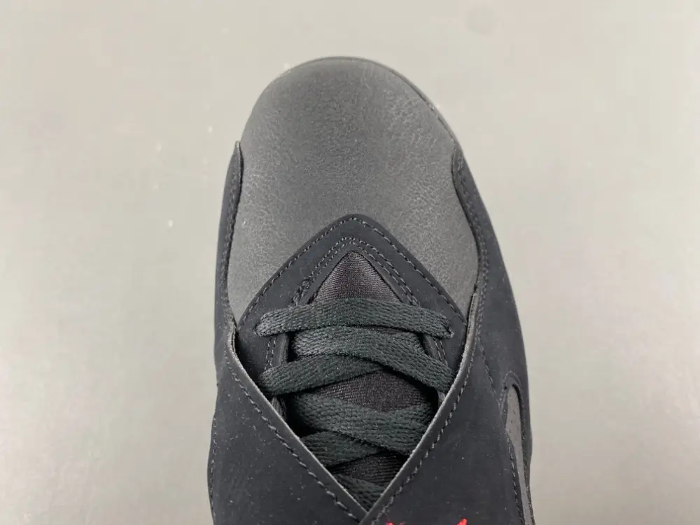 Air Jordan 8 