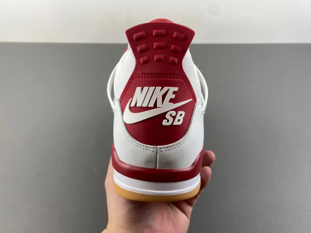 Nike SB x Air Jordan 4 Retro SP 'Varsity Red' SB 