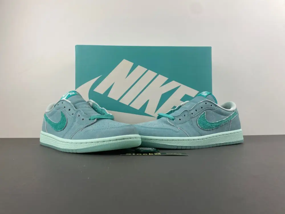 Air Jordan 1 Low OG 