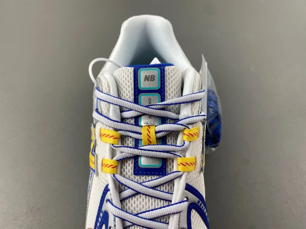 New Balance 1906 
