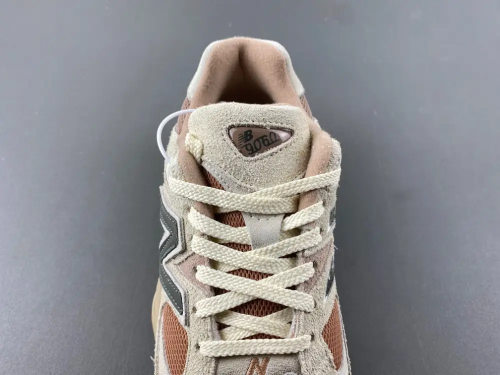 New Balance 9060 ' 