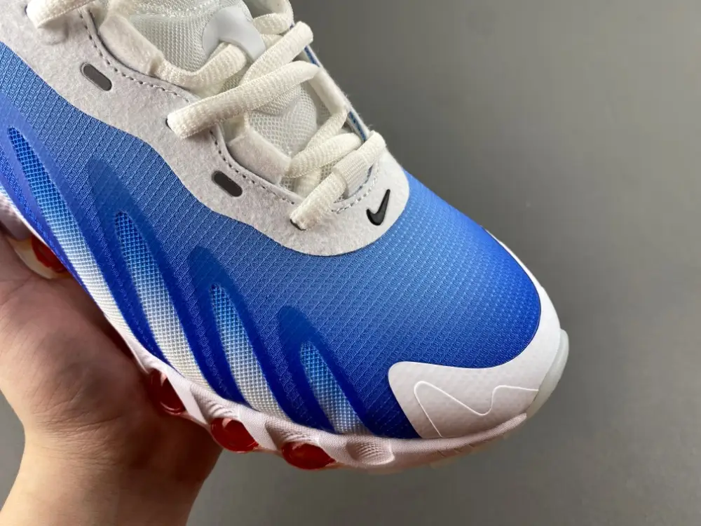 Nike Air Max DN 8 