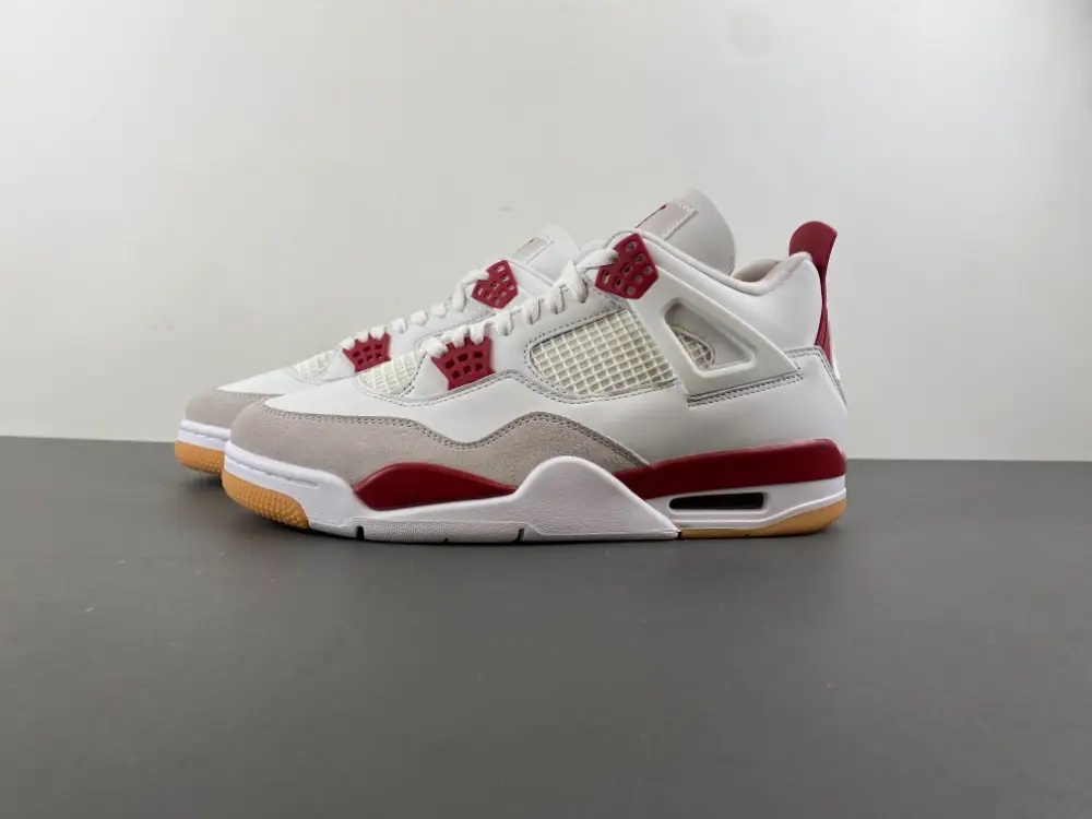 Nike SB x Air Jordan 4 Retro SP 'Varsity Red' SB 