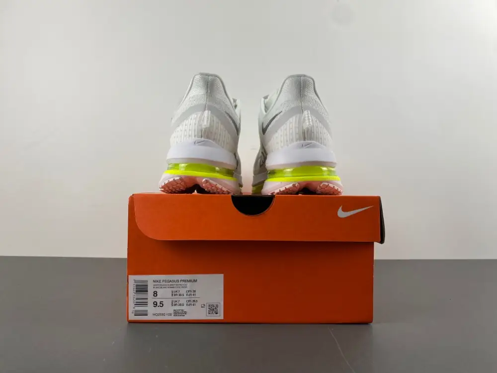 Nike Pegasus Premium ZoomX Air Zoom 