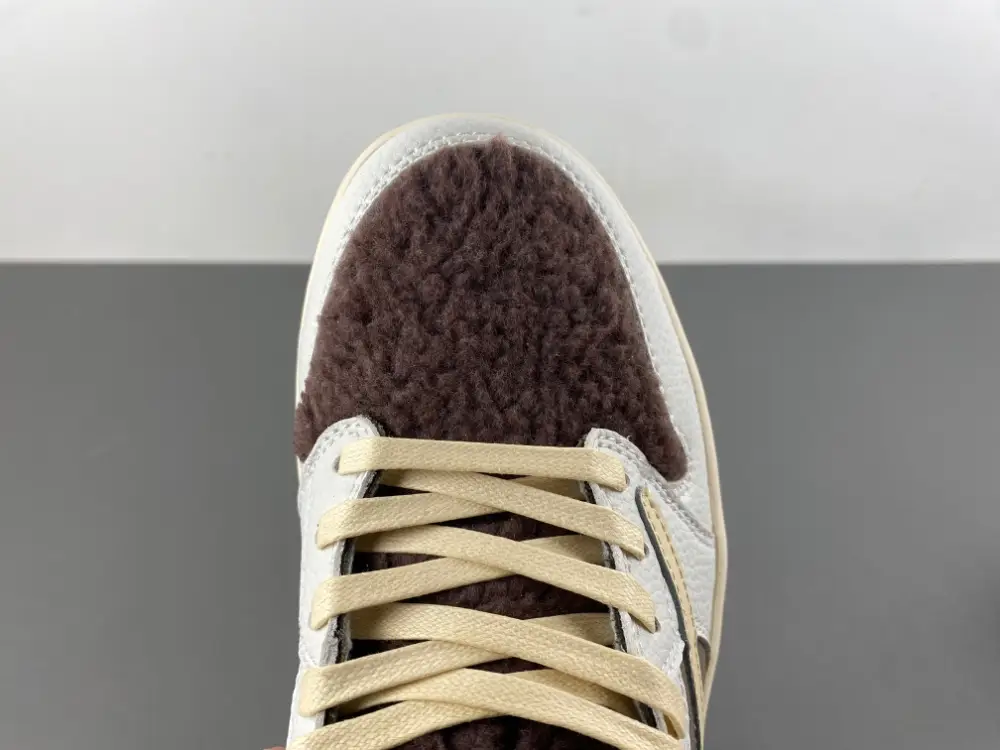 Travis Scott x Jordan Air Jordan 1 Low 