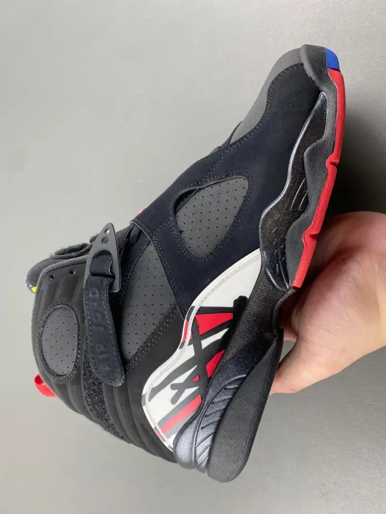 Air Jordan 8 