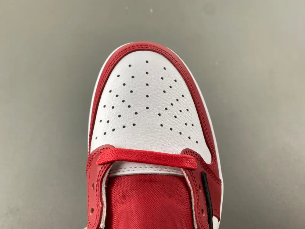 Travis Scott x Air Jordan 1 Low 