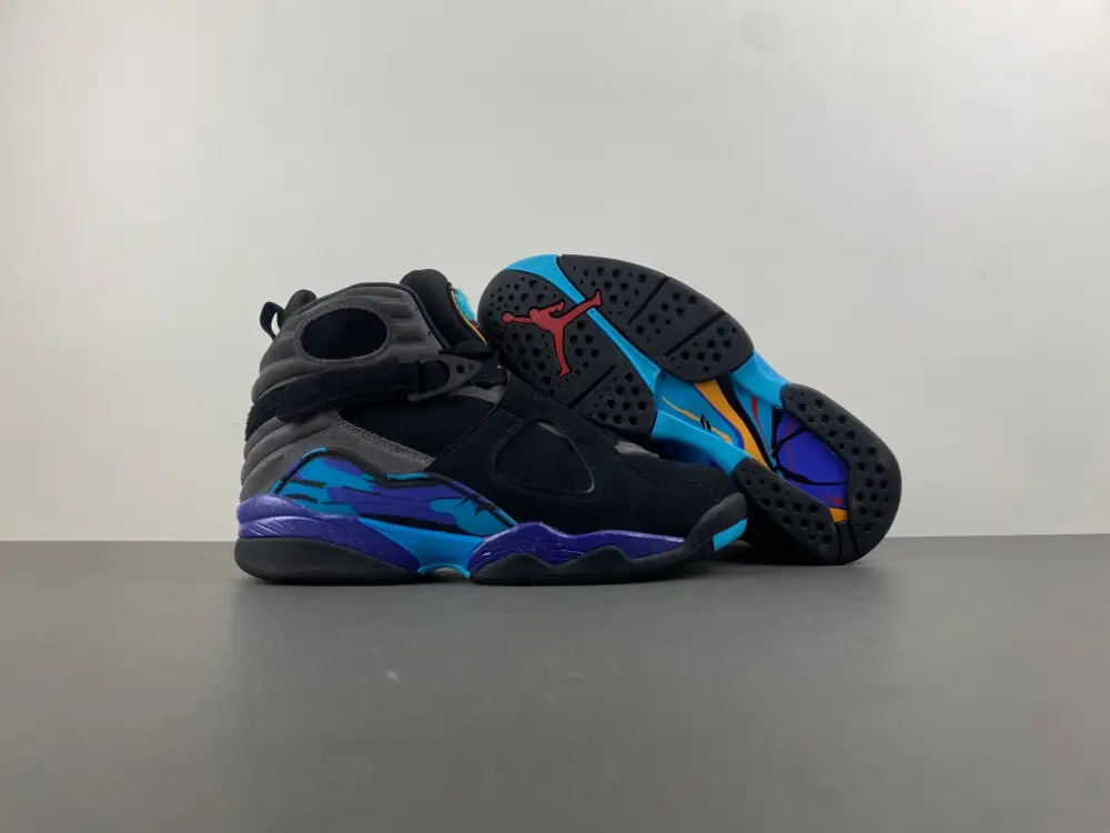 Air Jordan 8 